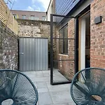 Holiday home Ideal Getaway - 3 Bed Harbourside