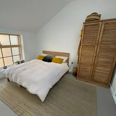 Ideal Getaway - 3 Bed Harbourside *