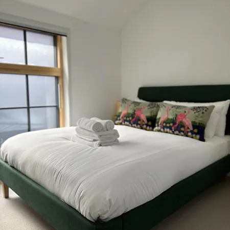 Ideal Getaway - 3 Bed Harbourside Nyaraló