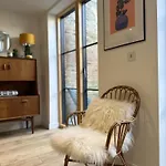 Ideal Getaway - 3 Bed Harbourside 펜션 브리스틀