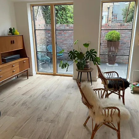 Semesterbostad Ideal Getaway - 3 Bed Harbourside