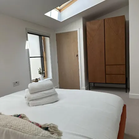 Holiday home Ideal Getaway - 3 Bed Harbourside Bristol