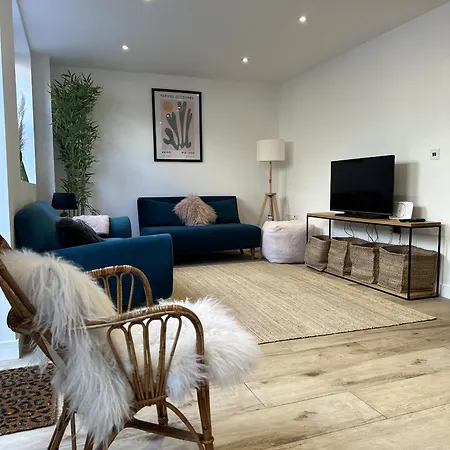 Ideal Getaway - 3 Bed Harbourside Bristol